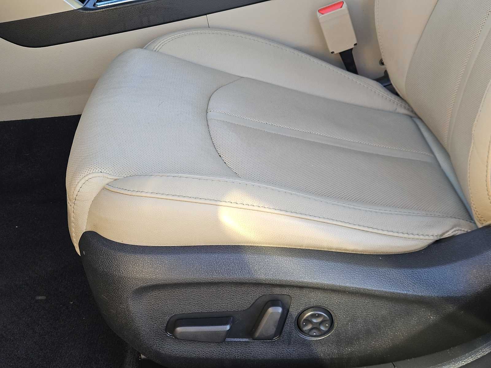 Thumbnail: 2016 Hyundai Sonata - 24