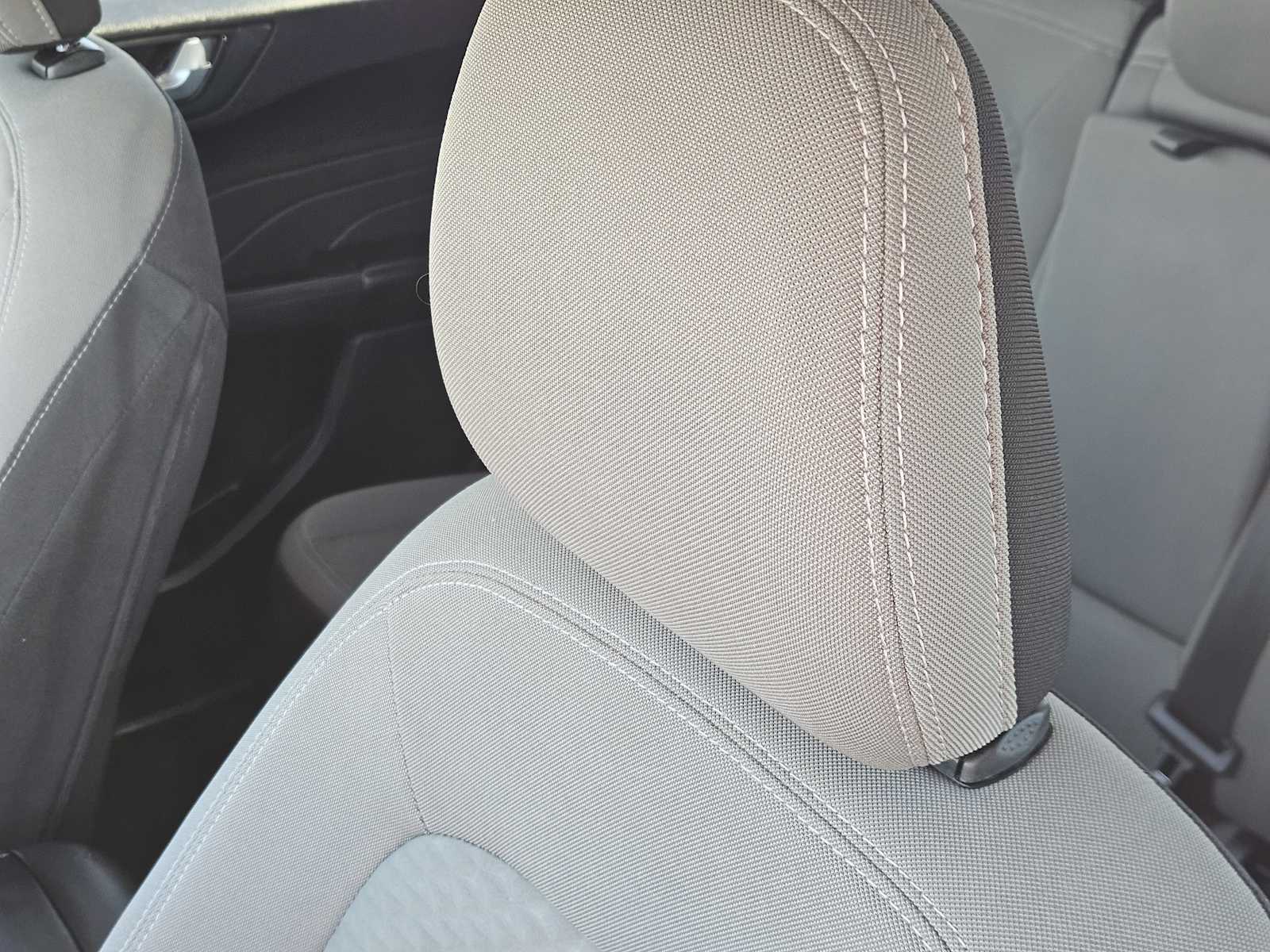 Thumbnail: 2021 Ford Escape - 15