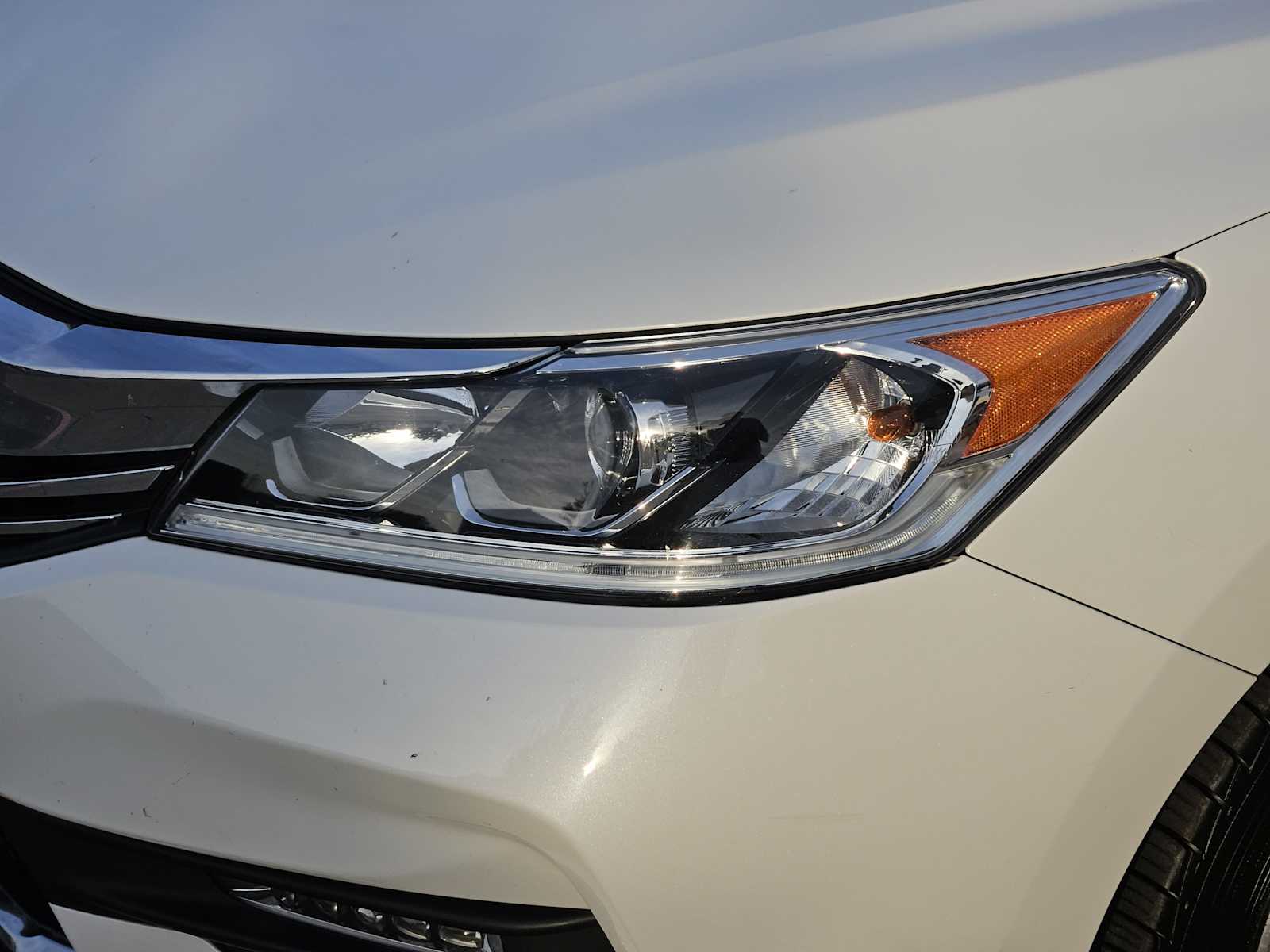 Thumbnail: 2017 Honda Accord - 10
