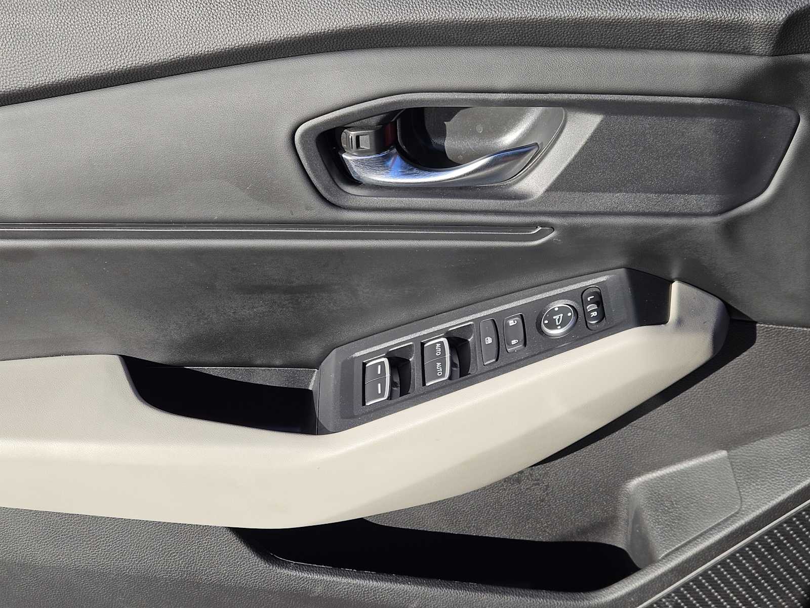 Thumbnail: 2023 Honda Accord - 21