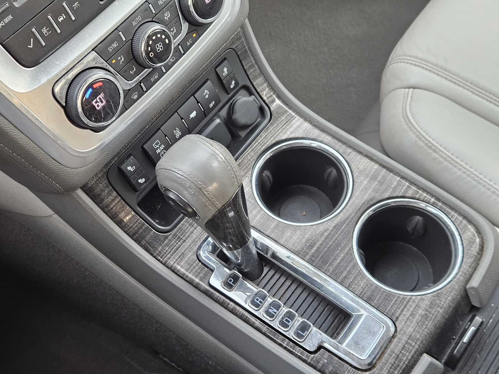 Thumbnail: 2016 GMC Acadia - 20