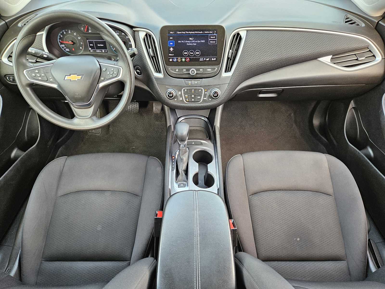 Thumbnail: 2023 Chevrolet Malibu - 24