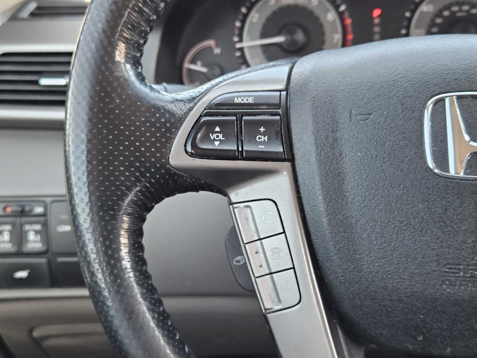 Thumbnail: 2016 Honda Odyssey - 28