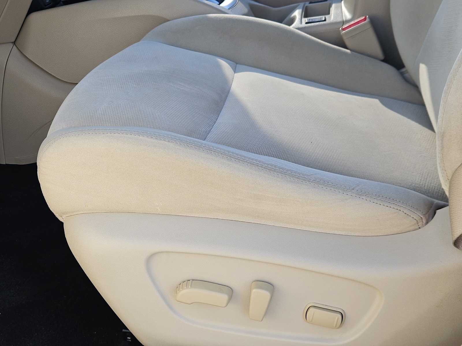 Thumbnail: 2016 Nissan Rogue - 24