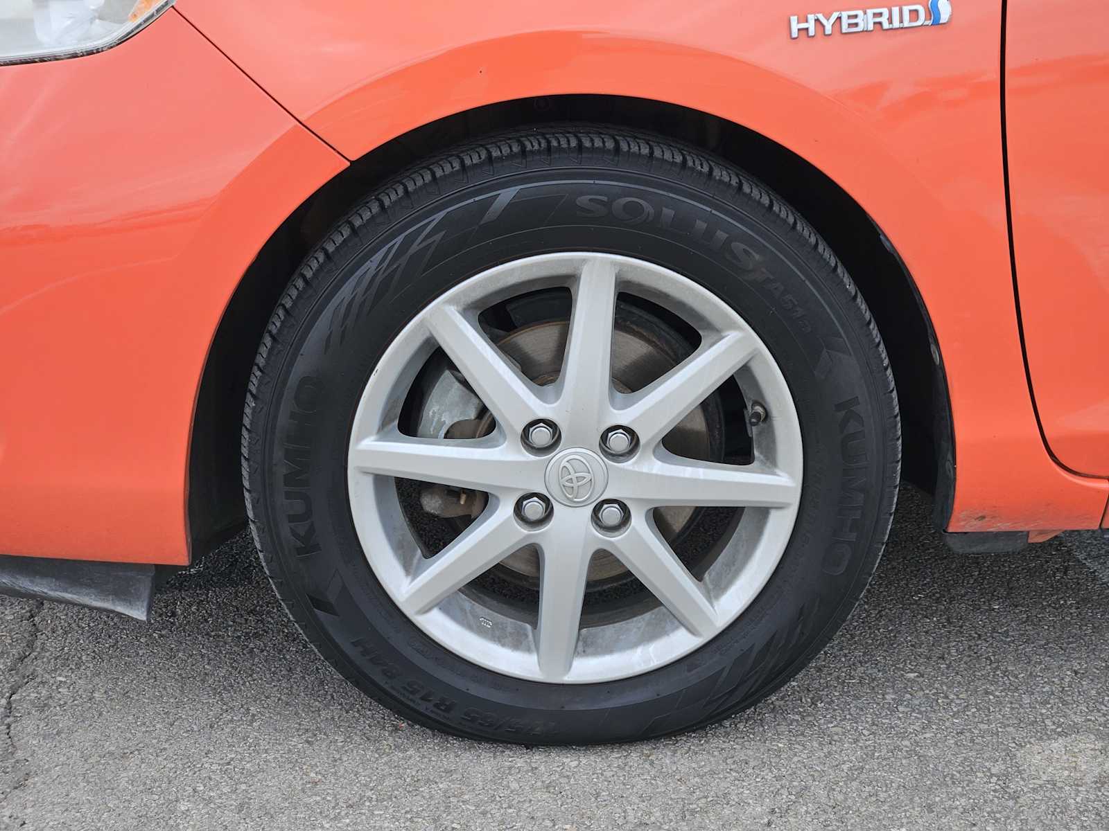 Thumbnail: 2012 Toyota Prius c - 9