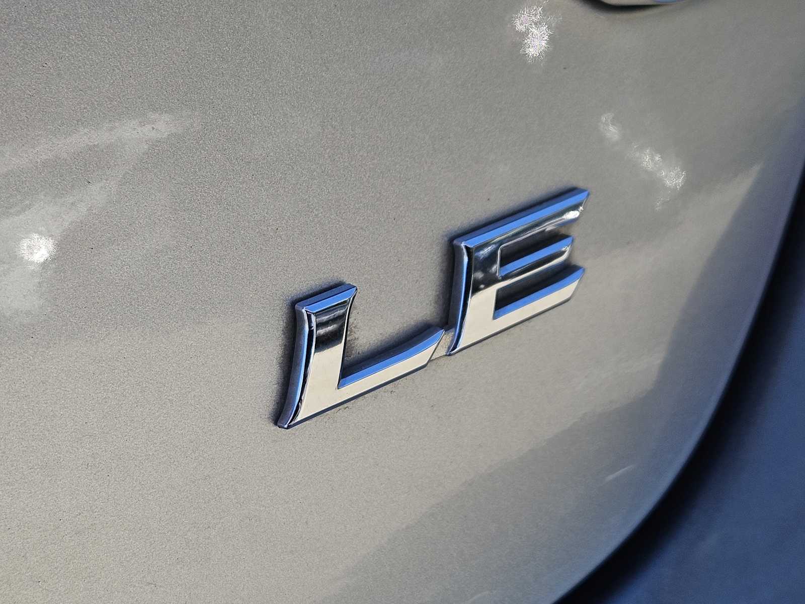 Thumbnail: 2017 Toyota Camry - 12