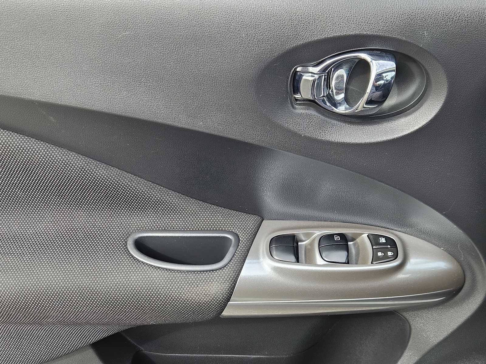 Thumbnail: 2012 Nissan Juke - 20