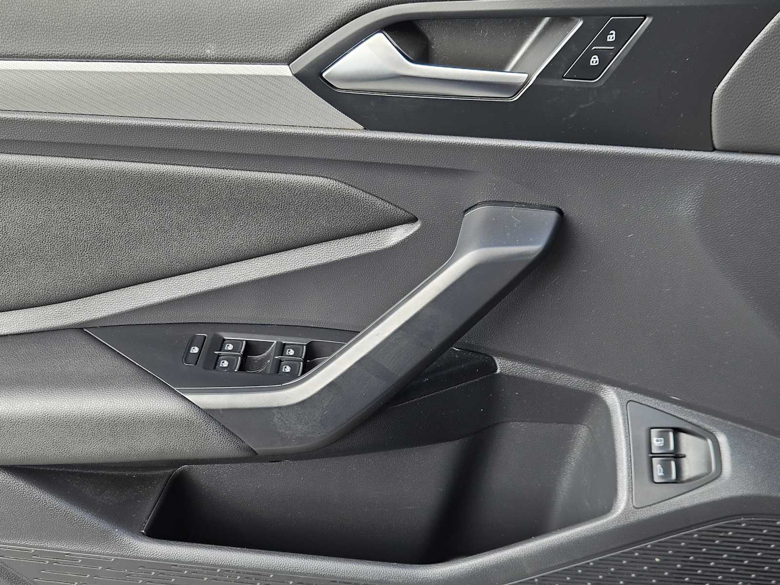 Thumbnail: 2021 Volkswagen Jetta - 20