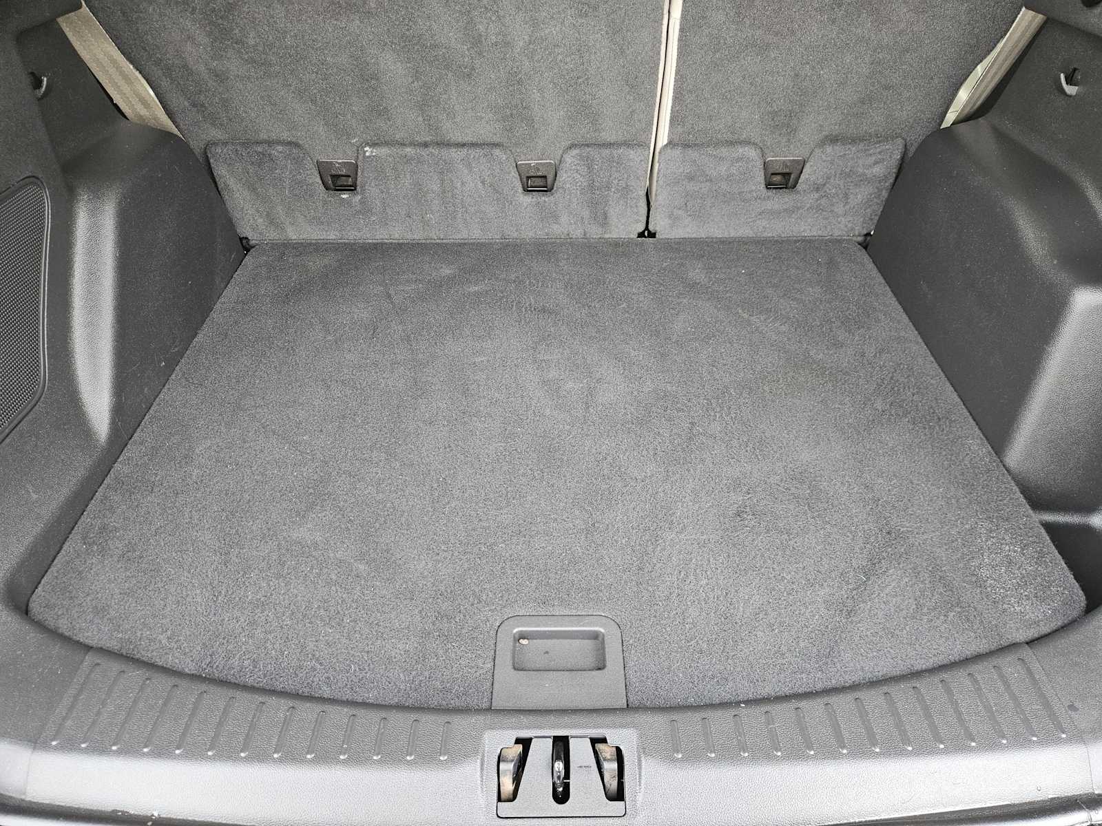 Thumbnail: 2017 Ford Escape - 31