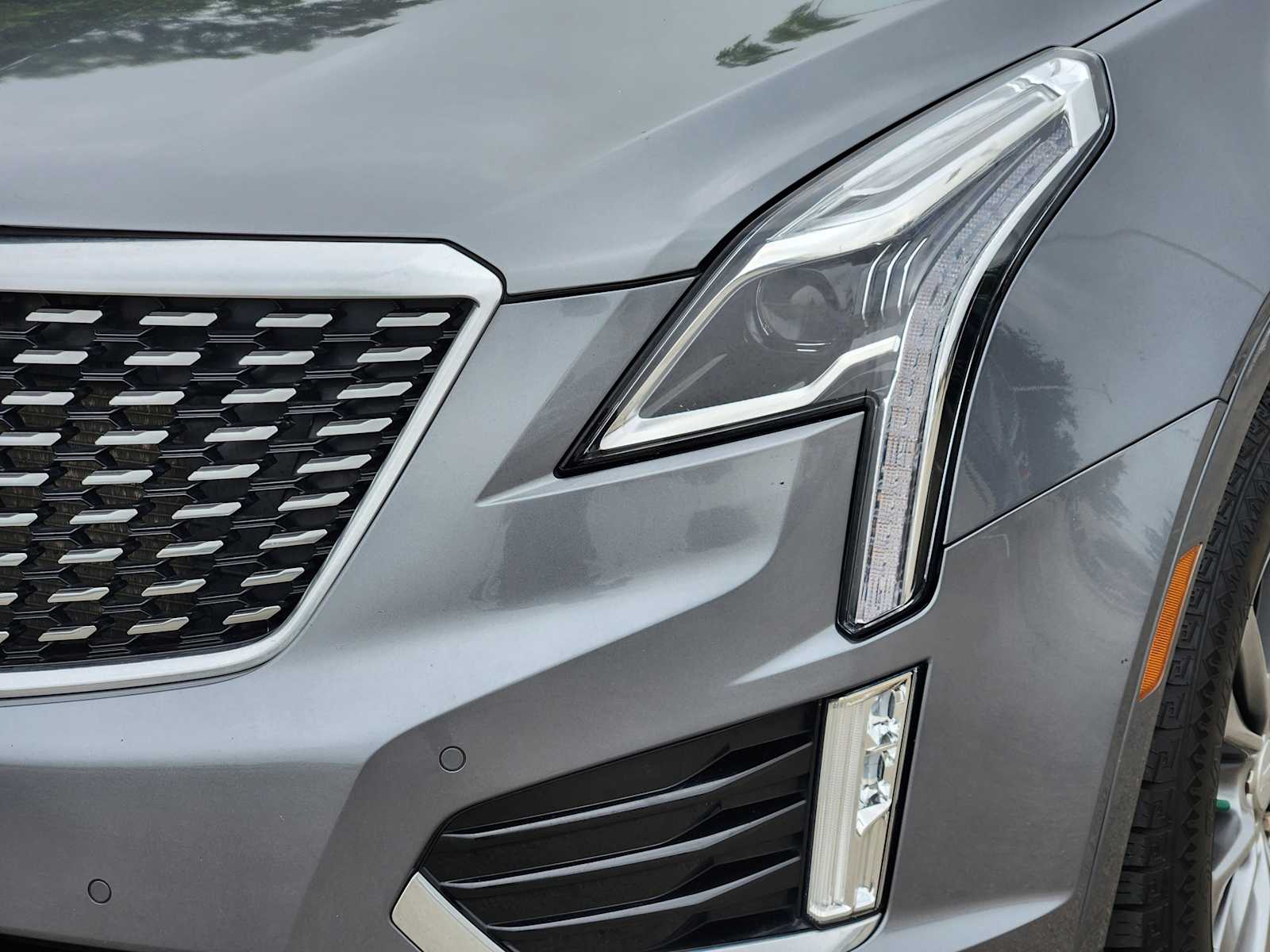 Thumbnail: 2020 Cadillac XT5 - 6