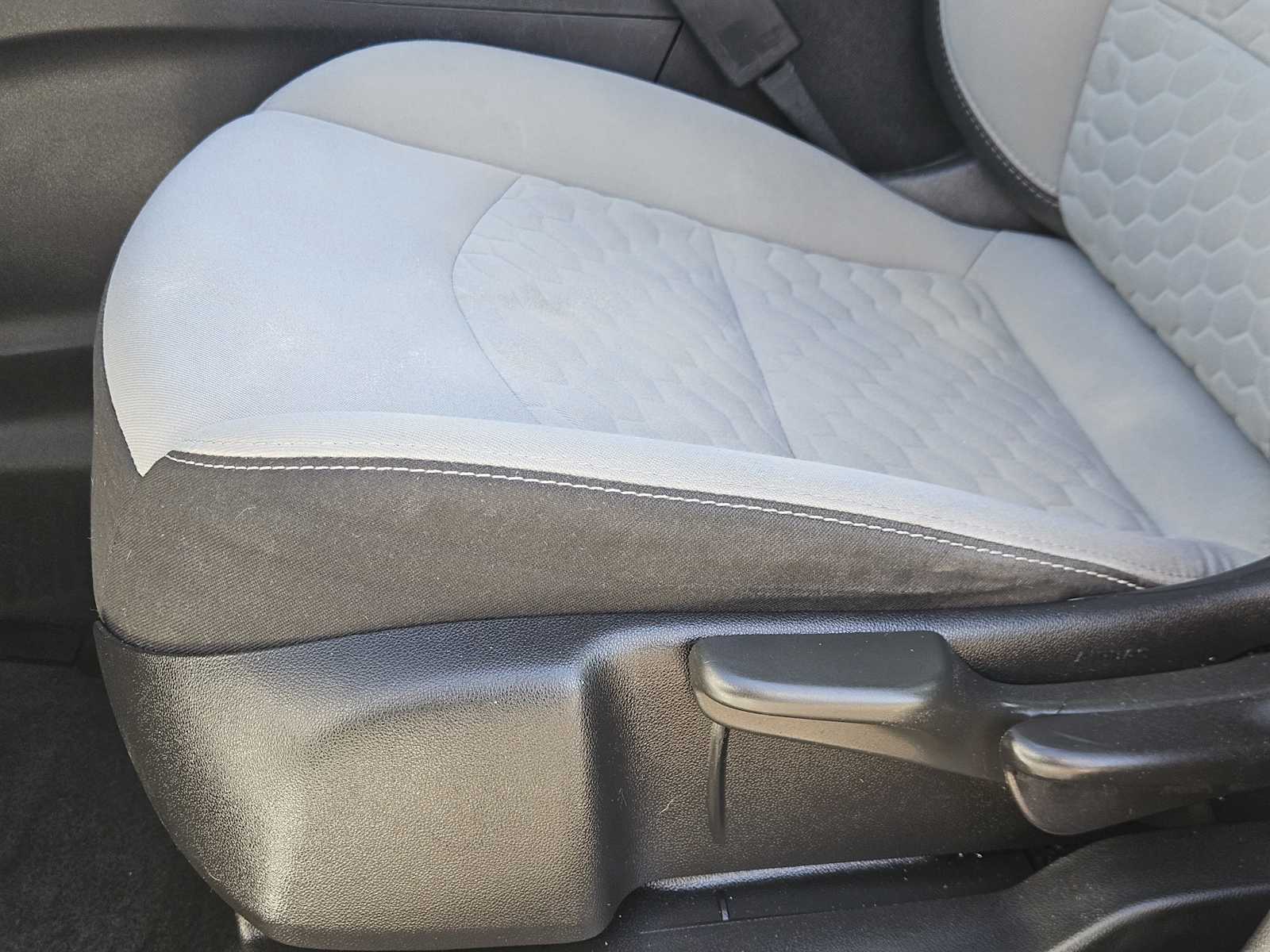 Thumbnail: 2020 Chevrolet Equinox - 21