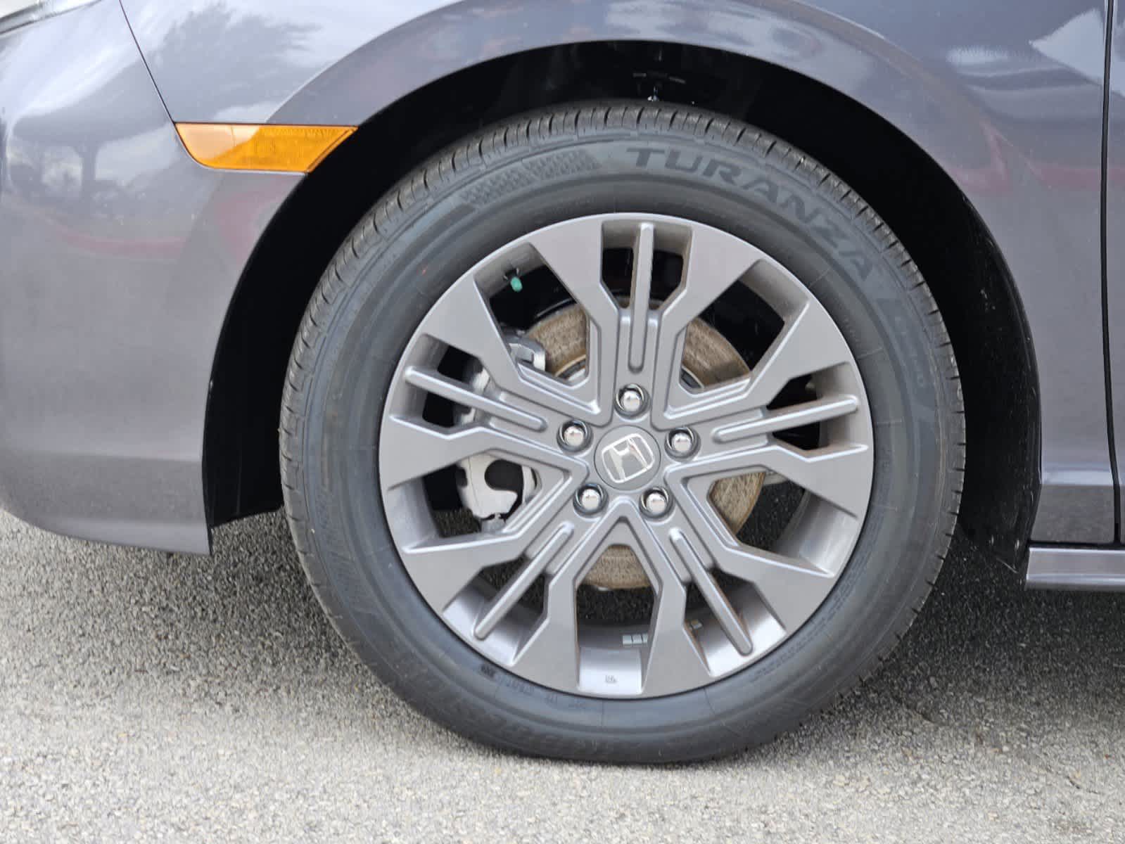 Thumbnail: 2026 Honda Odyssey - 9