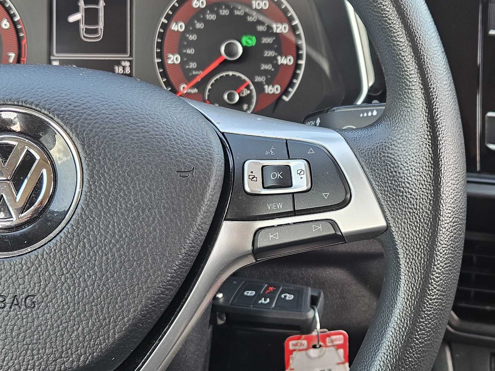 Thumbnail: 2021 Volkswagen Jetta - 25