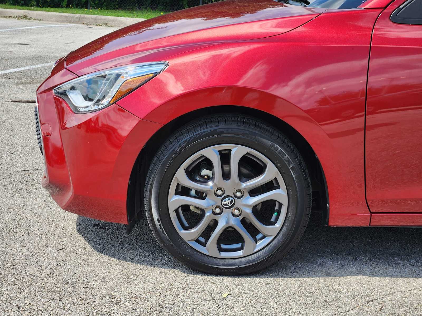 Thumbnail: 2019 Toyota Yaris - 8