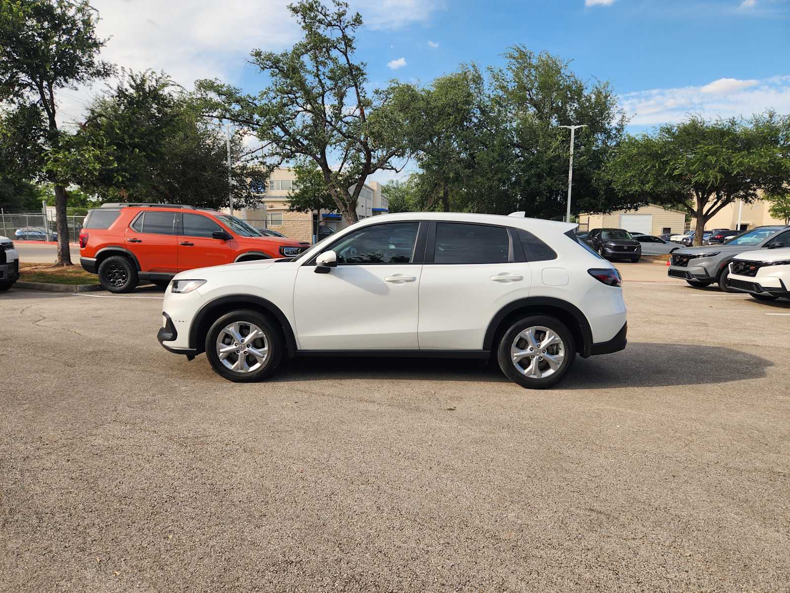 Thumbnail: 2024 Honda HR-V - 4