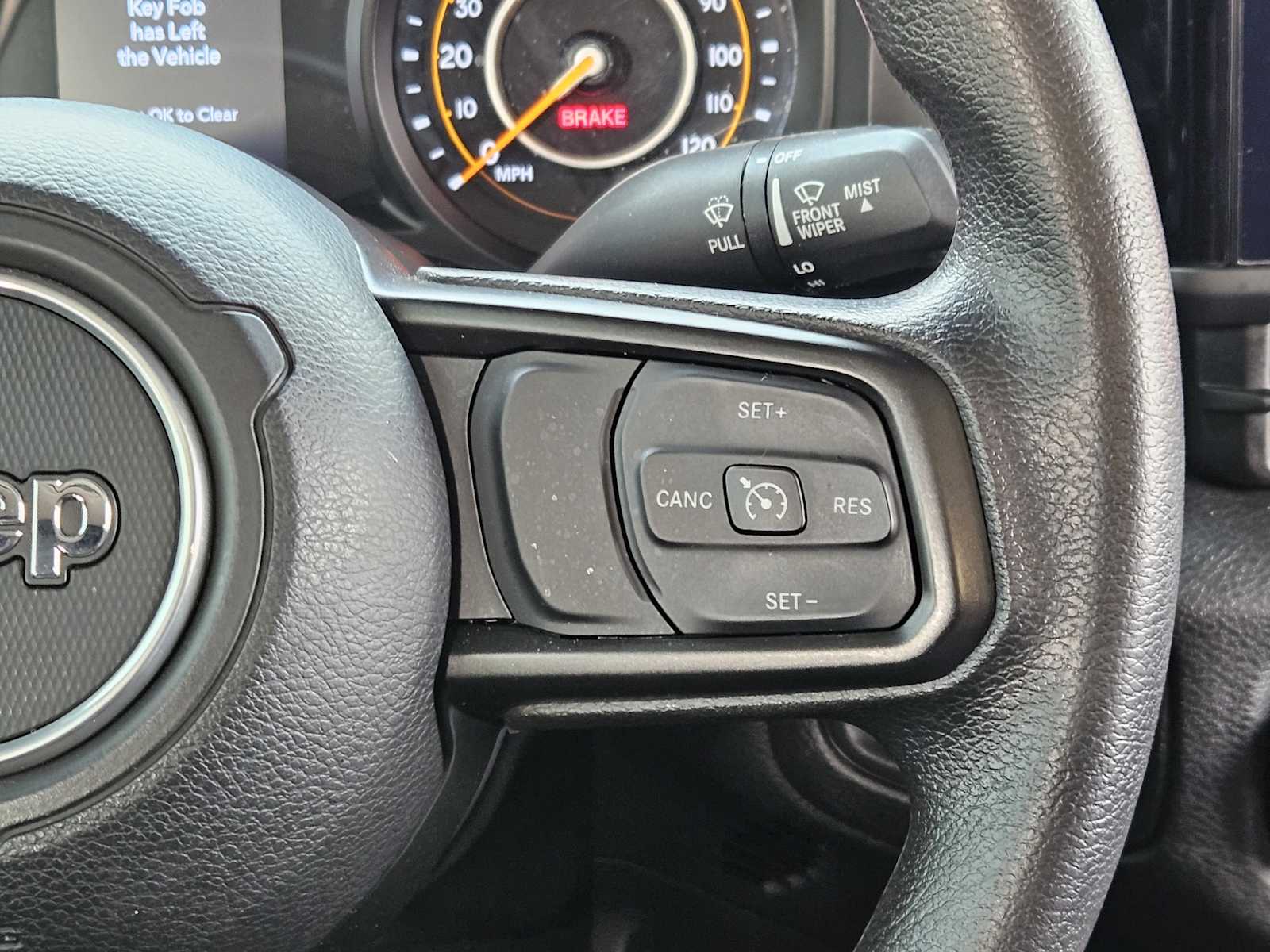 Thumbnail: 2024 Jeep Gladiator - 28