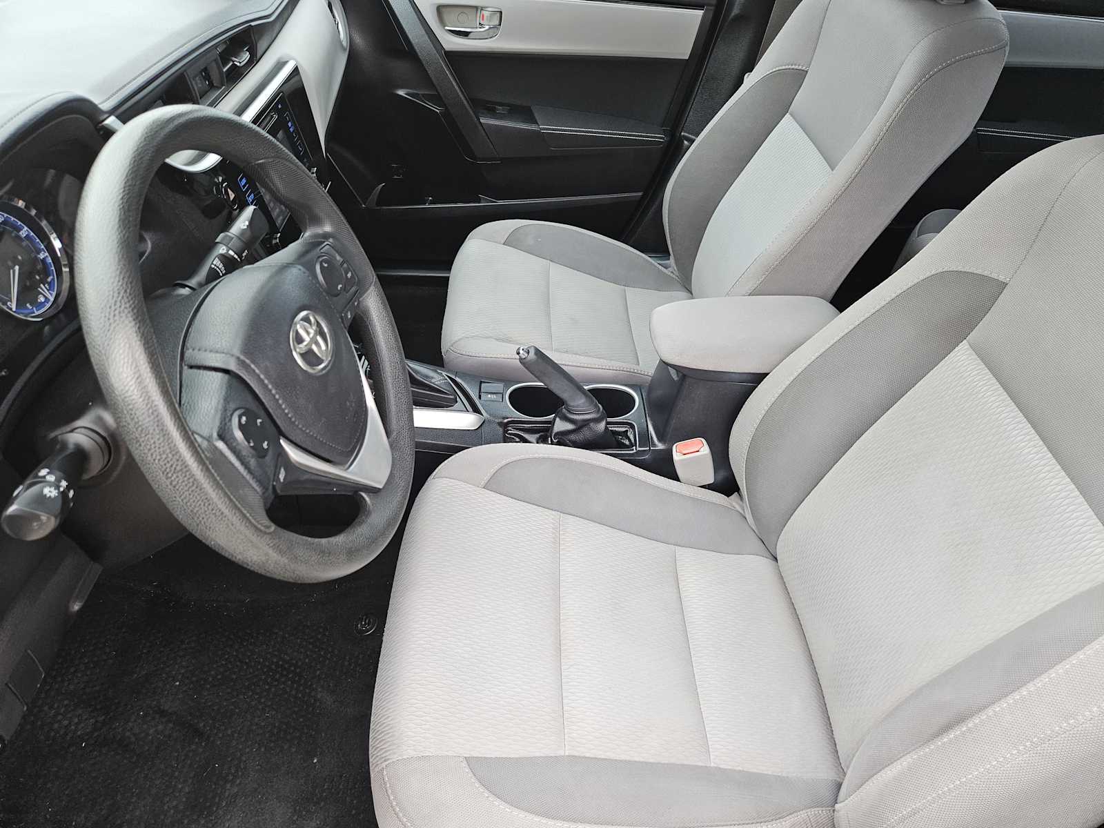 Thumbnail: 2018 Toyota Corolla - 13