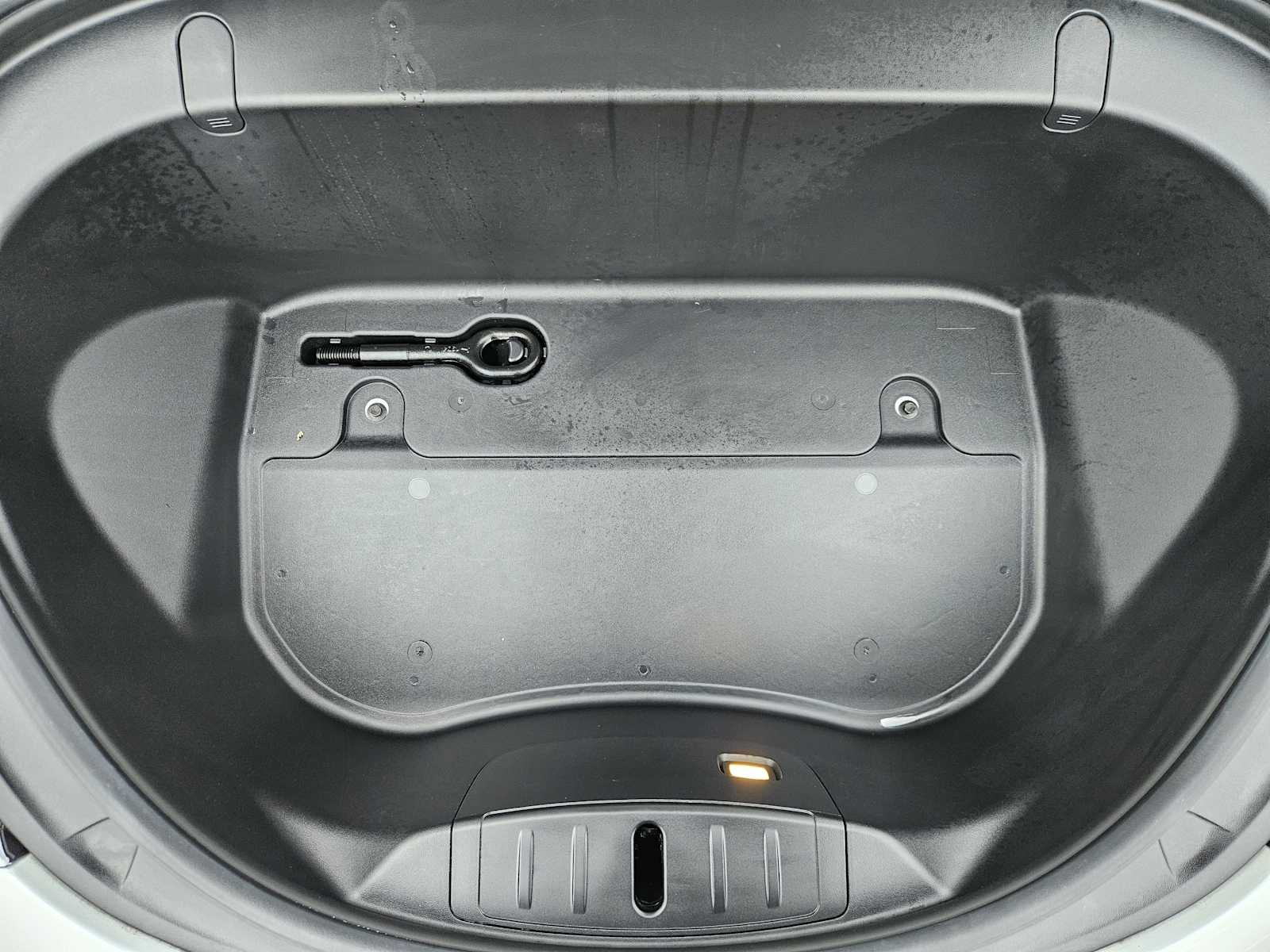 Thumbnail: 2019 Tesla Model 3 - 28