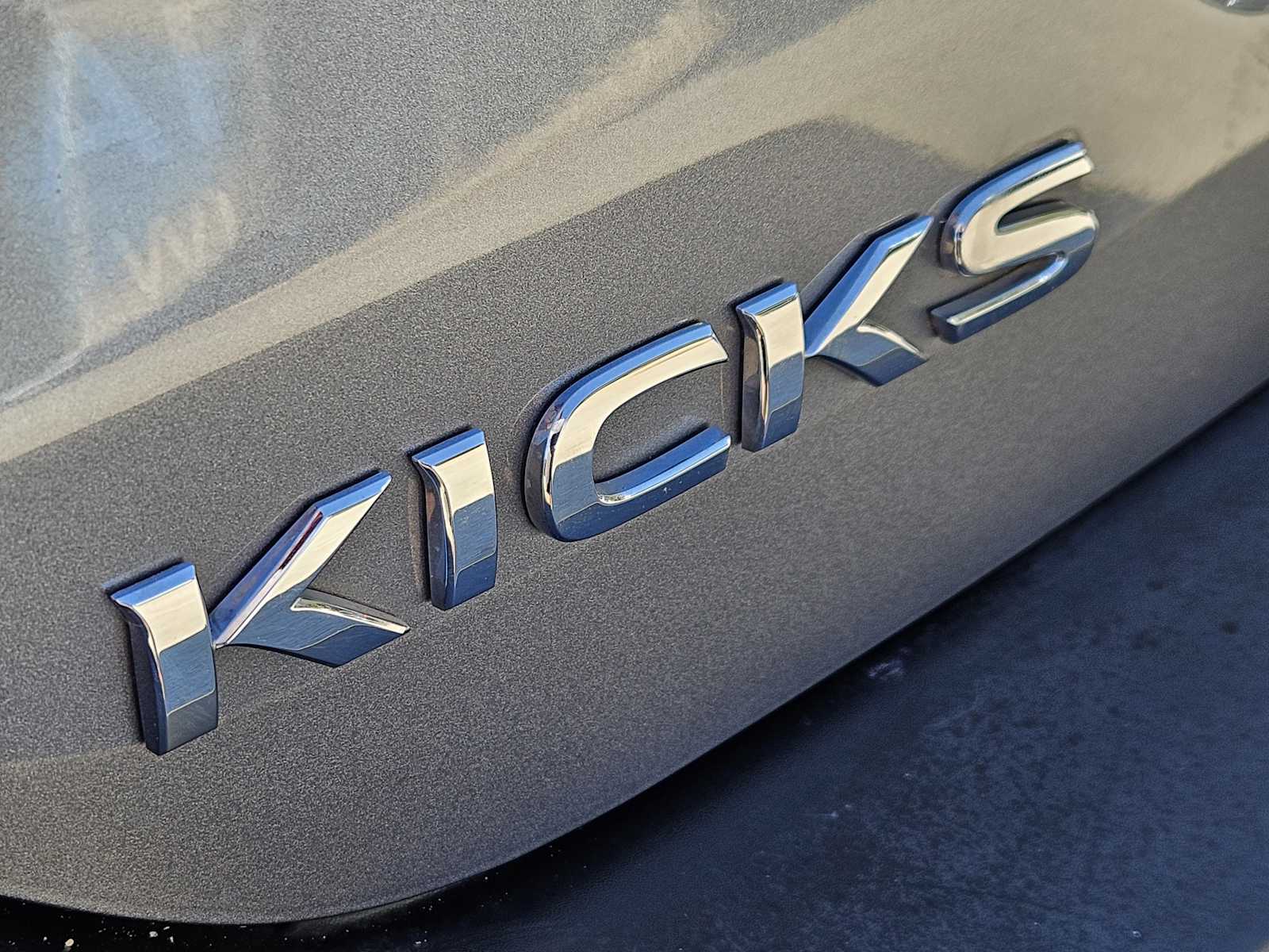 Thumbnail: 2020 Nissan Kicks - 12