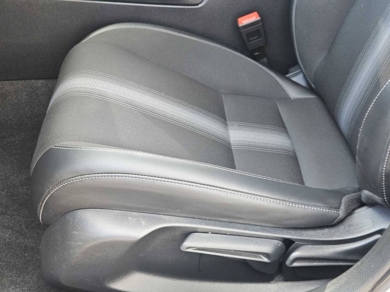 Thumbnail: 2023 Honda Civic - 23