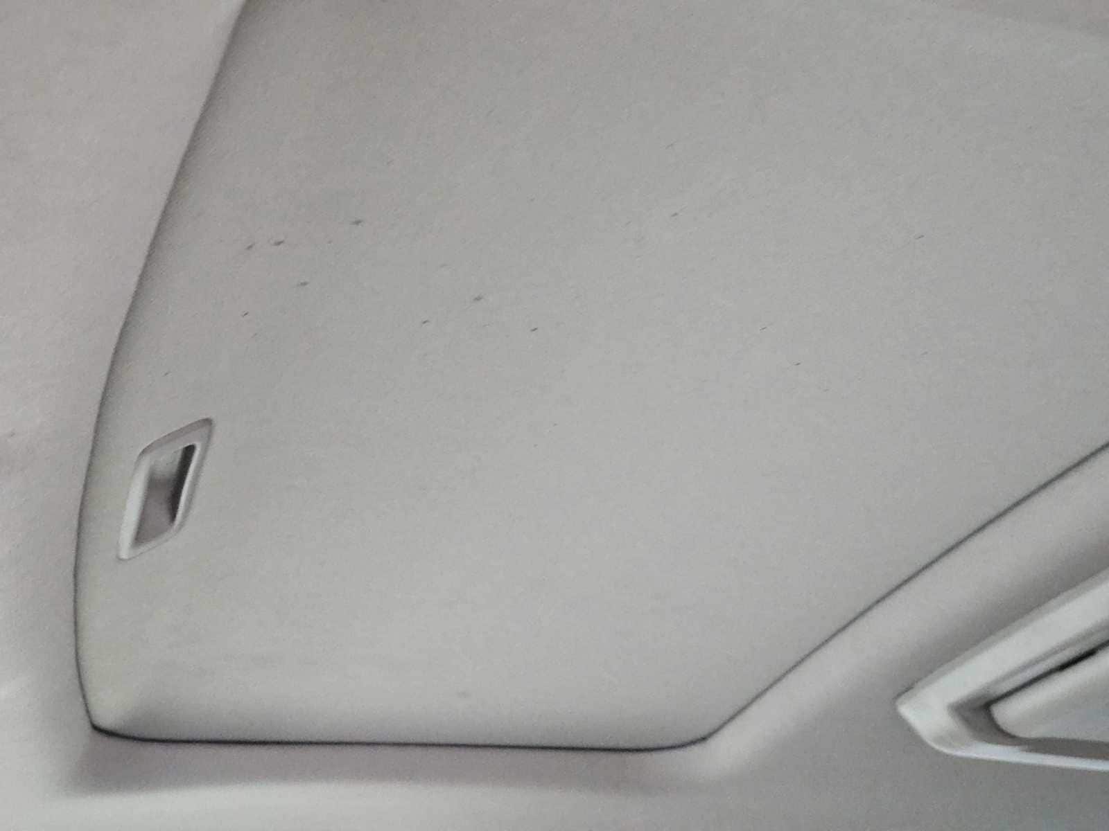 Thumbnail: 2017 Honda Pilot - 25