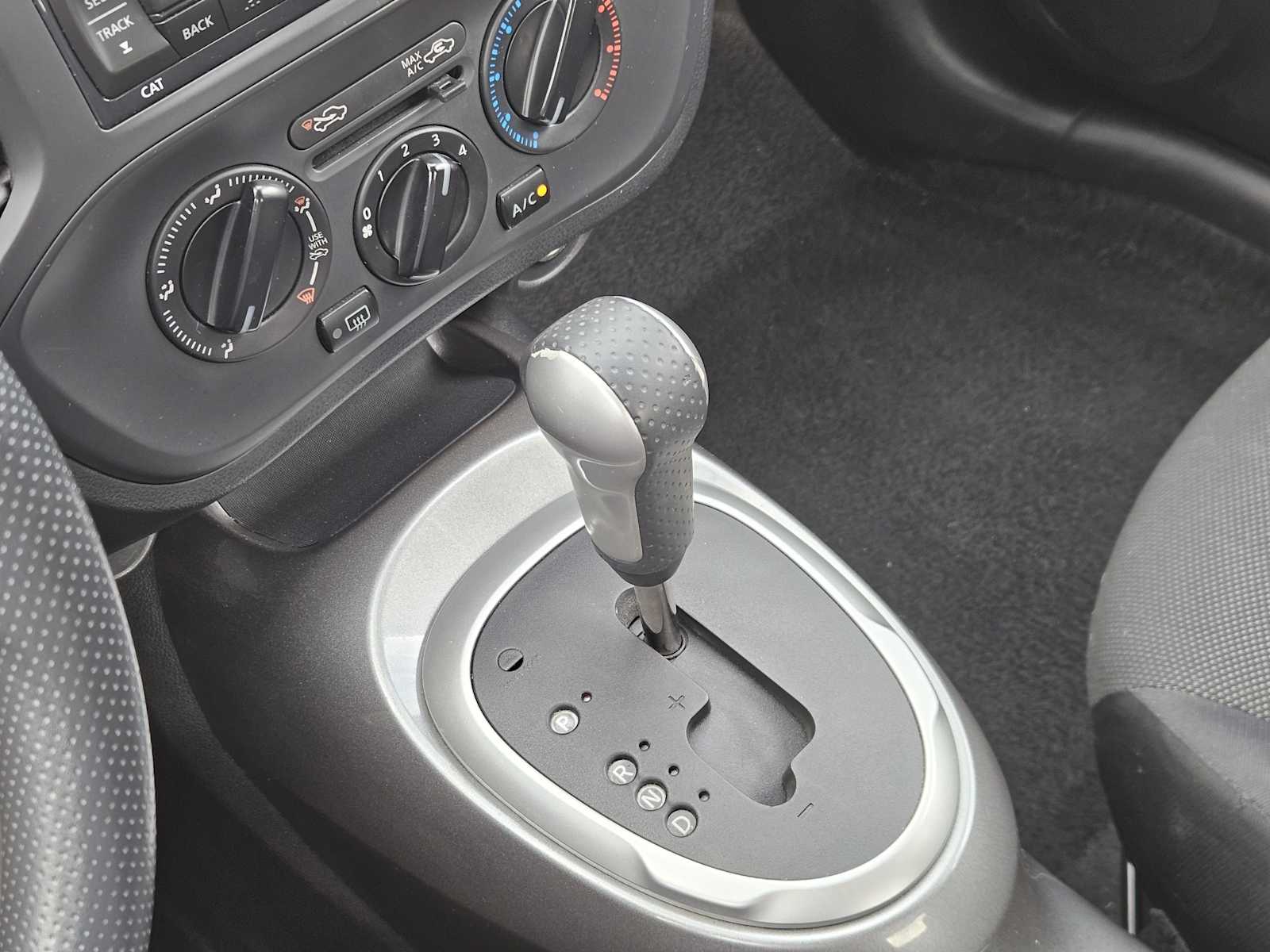 Thumbnail: 2012 Nissan Juke - 18