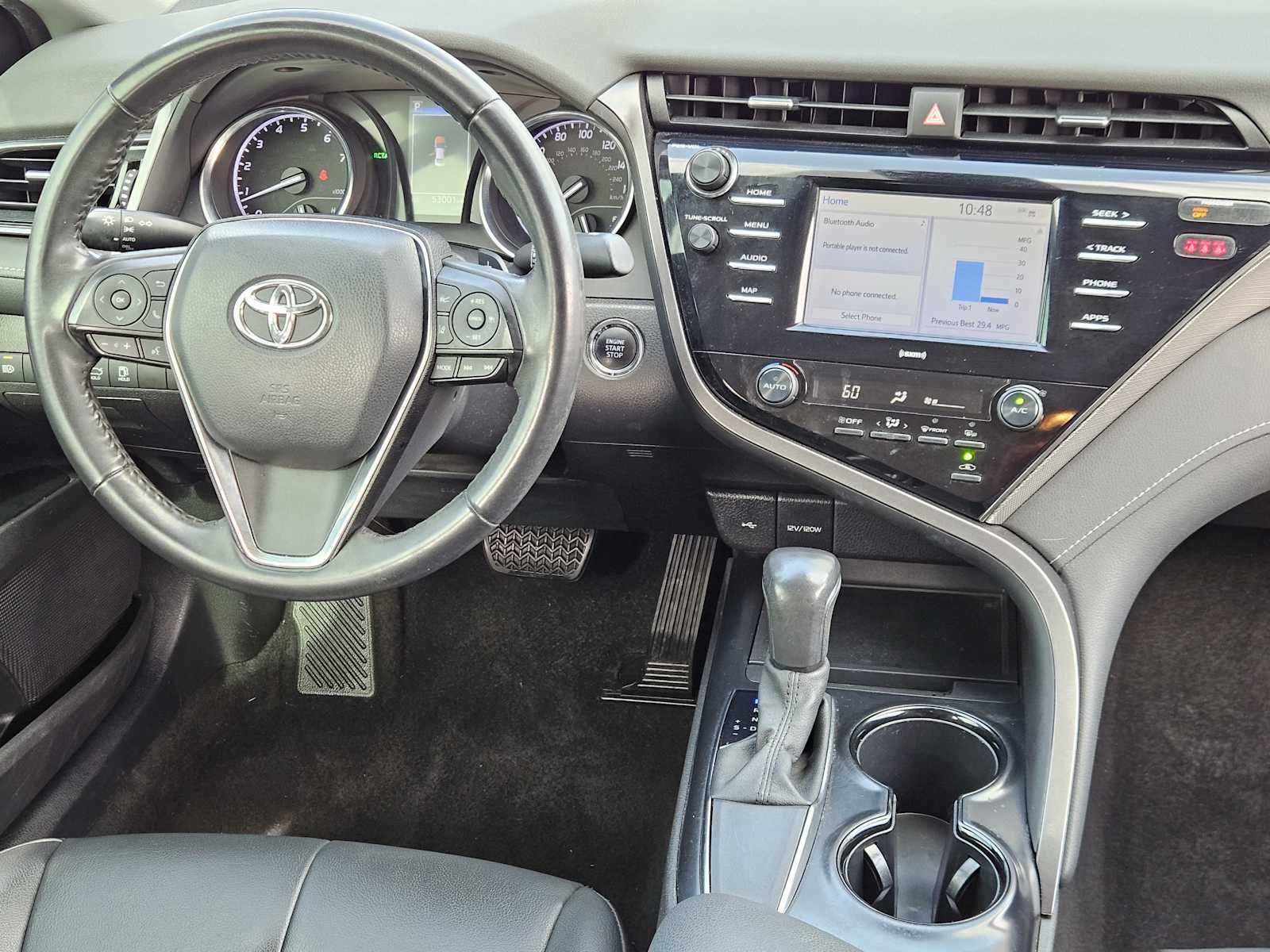 Thumbnail: 2020 Toyota Camry - 25