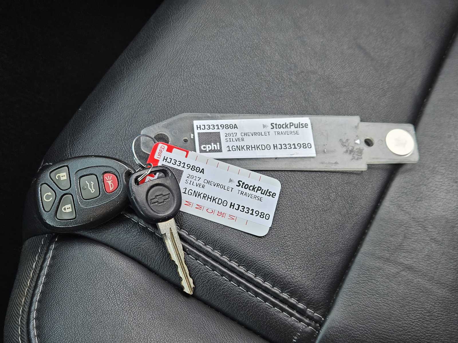 Thumbnail: 2017 Chevrolet Traverse - 33