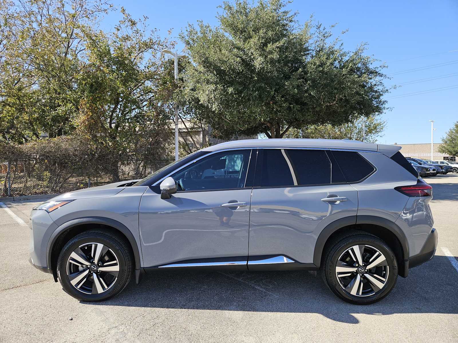 Thumbnail: 2022 Nissan Rogue - 5