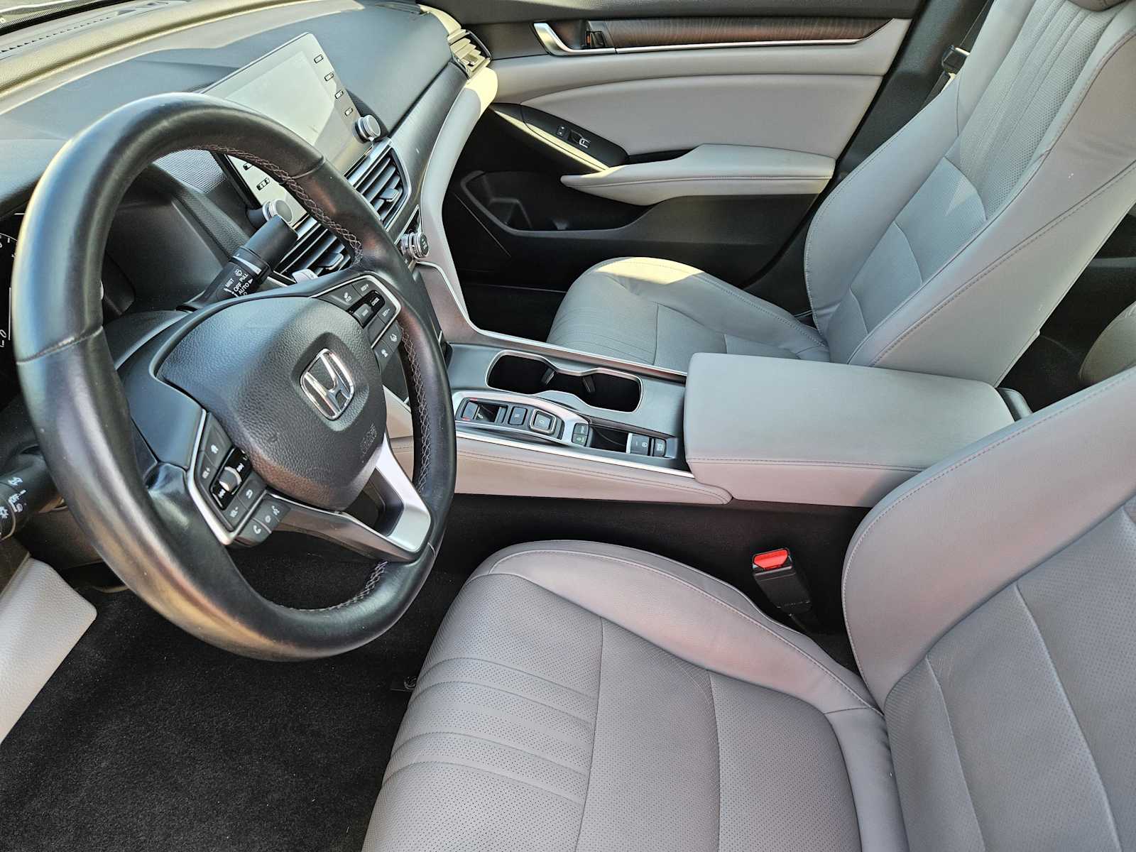 Thumbnail: 2018 Honda Accord - 13