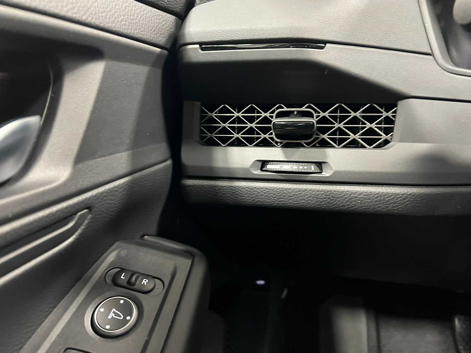 Thumbnail: 2025 Honda Accord - 17