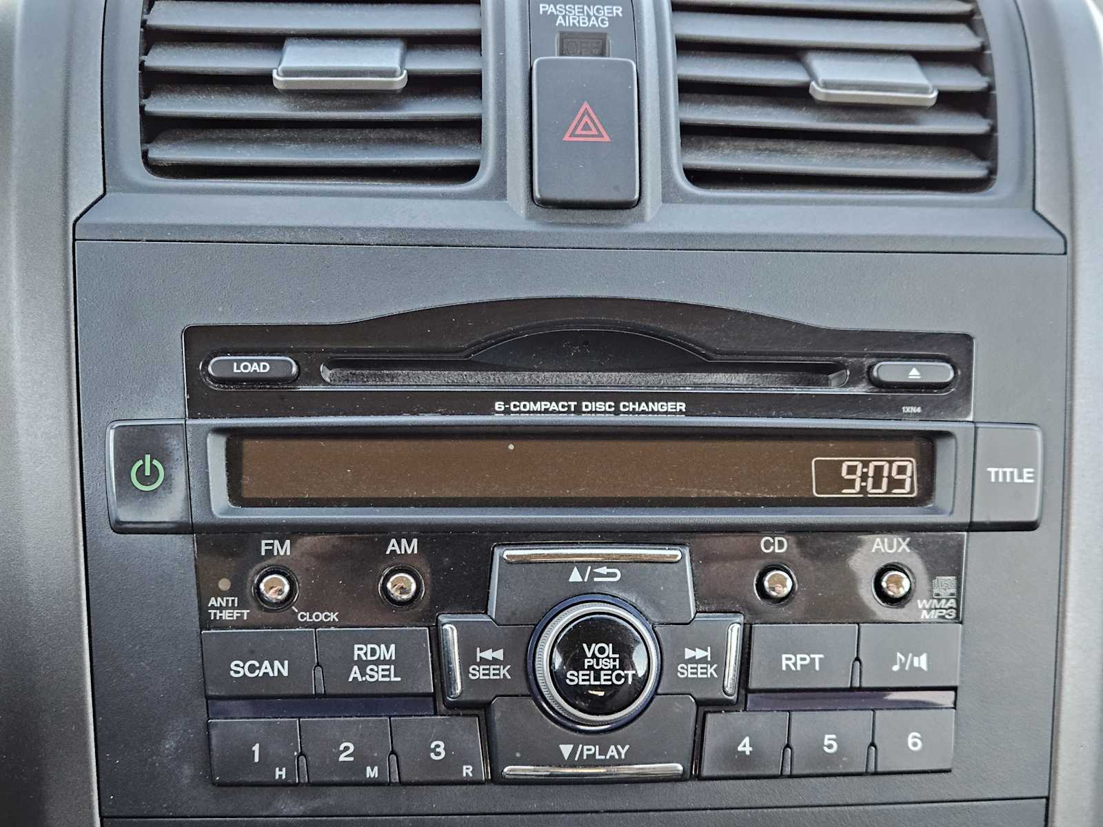 Thumbnail: 2011 Honda CR-V - 17