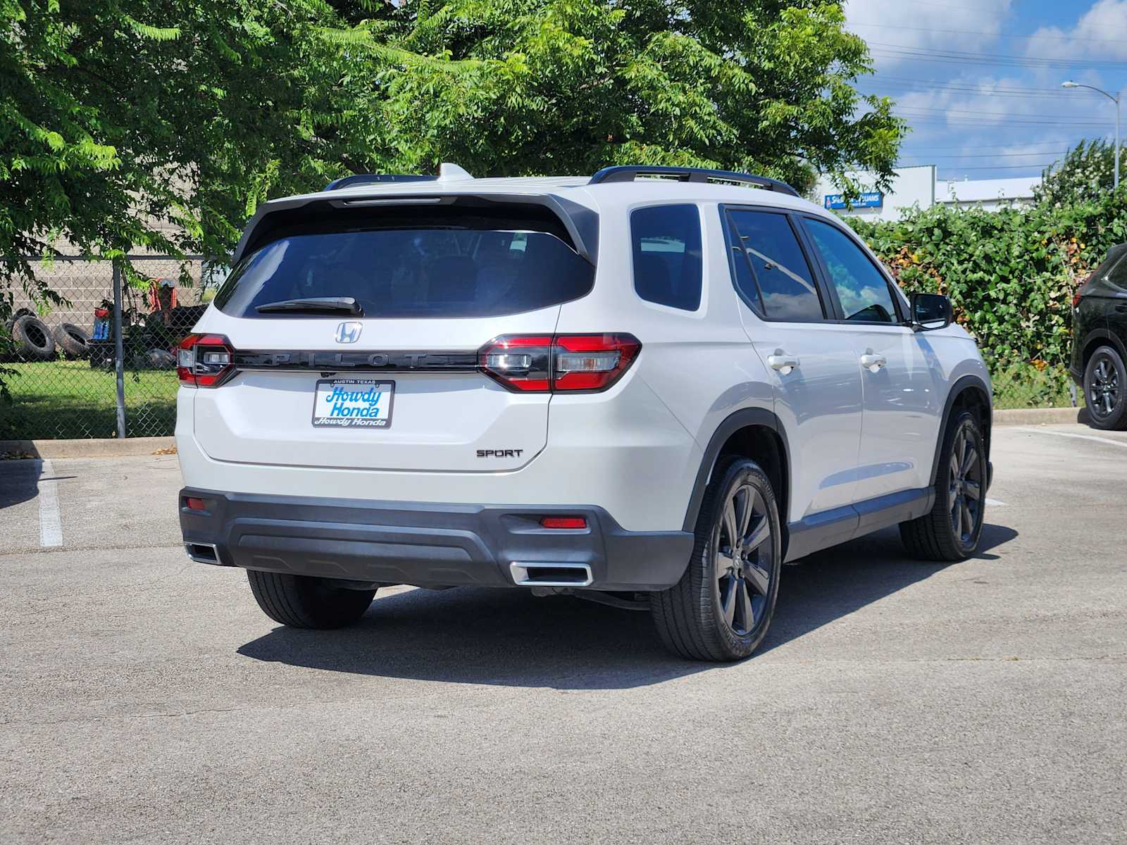 Thumbnail: 2023 Honda Pilot - 6