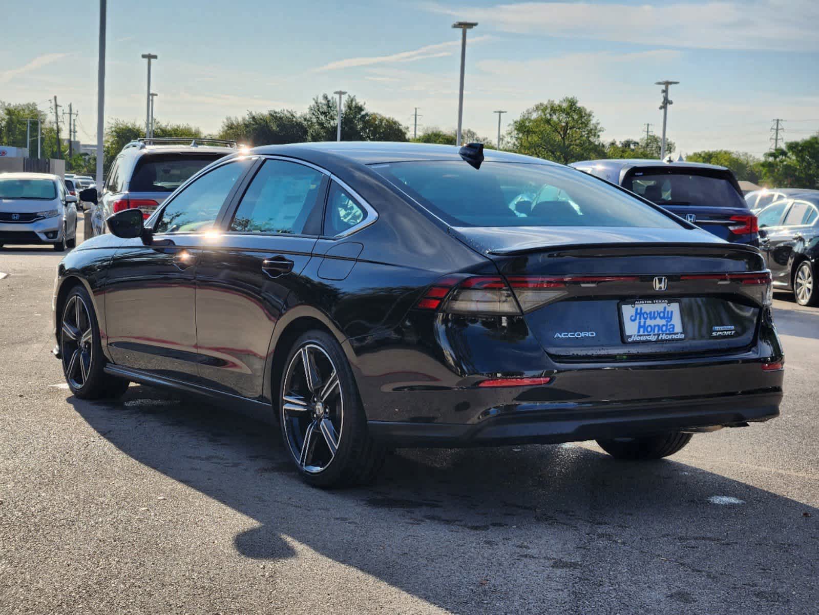 2025 Honda Accord Hybrid Sport photo 3