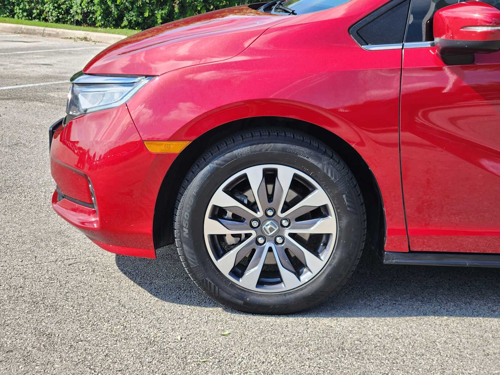 Thumbnail: 2021 Honda Odyssey - 8