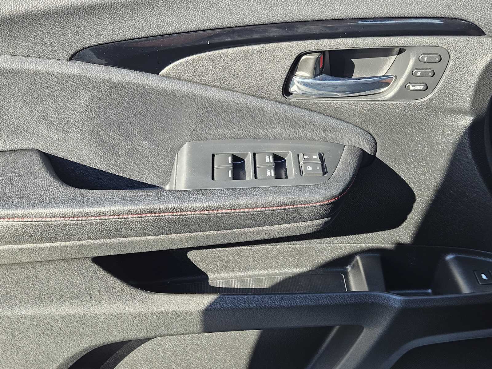 Thumbnail: 2022 Honda Pilot - 23