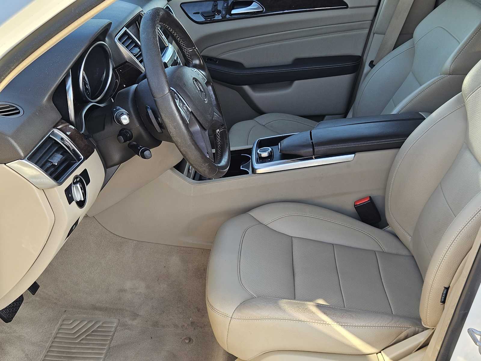 Thumbnail: 2014 Mercedes-Benz M-Class - 13