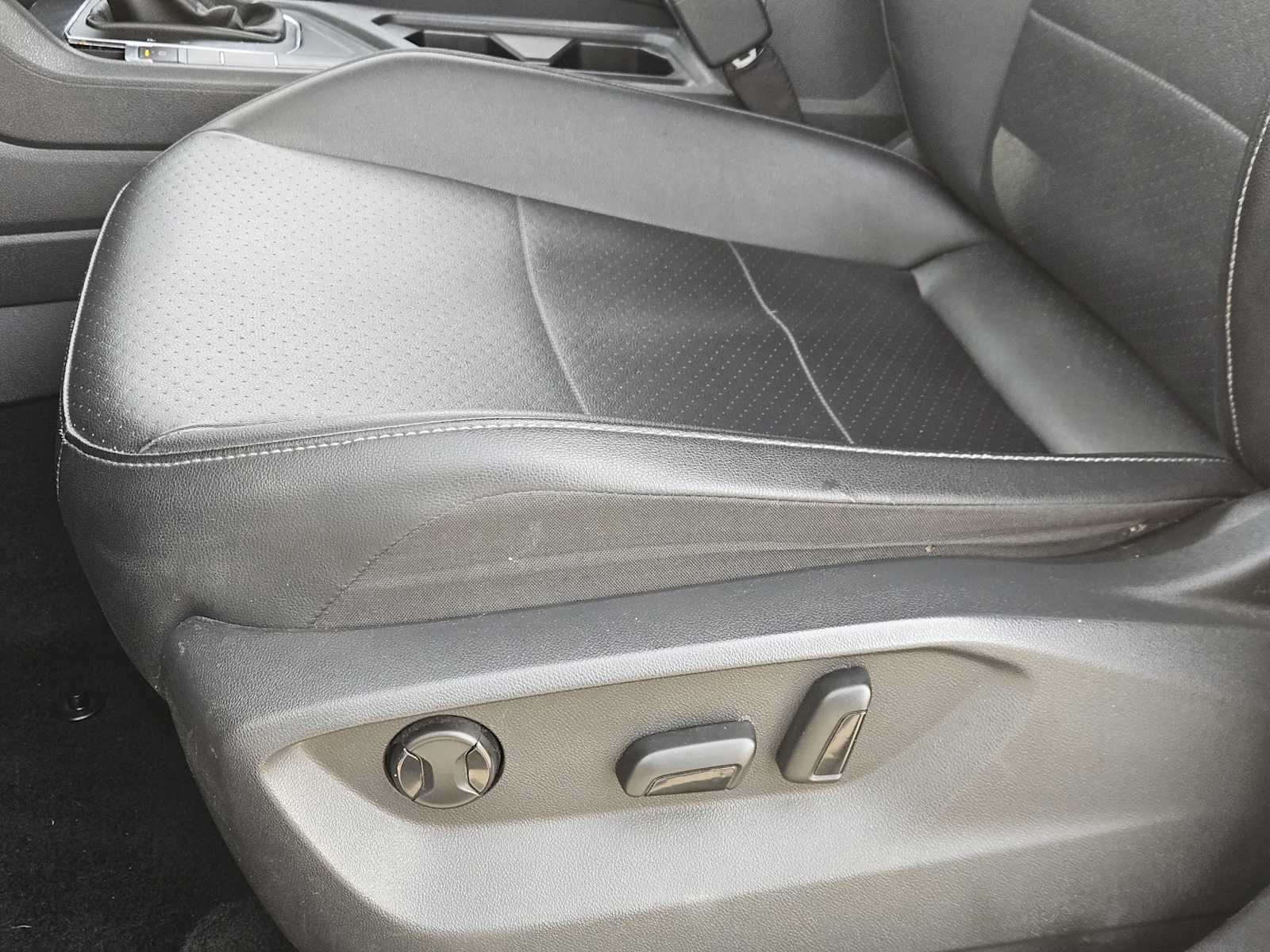 Thumbnail: 2018 Volkswagen Tiguan - 23