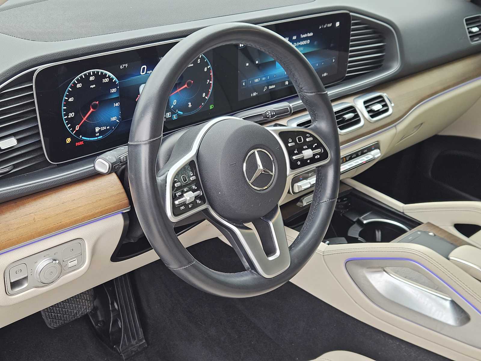 Thumbnail: 2022 Mercedes-Benz GLE - 2