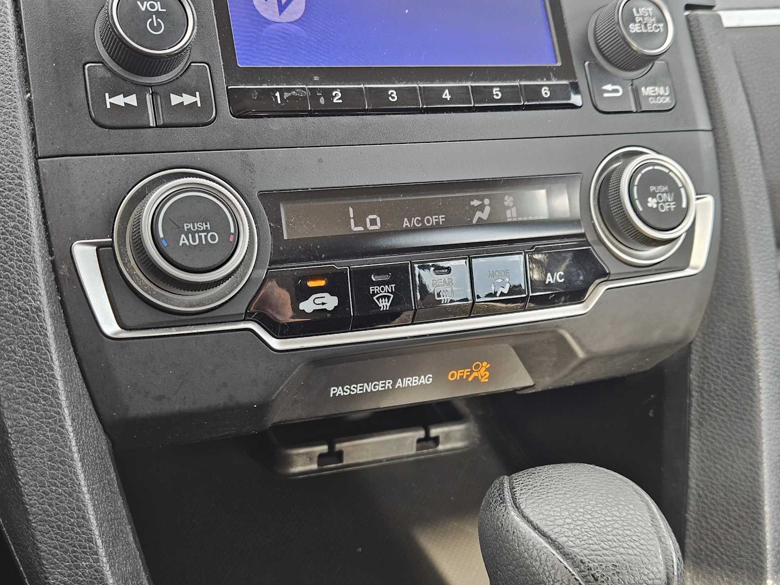 Thumbnail: 2017 Honda Civic - 18