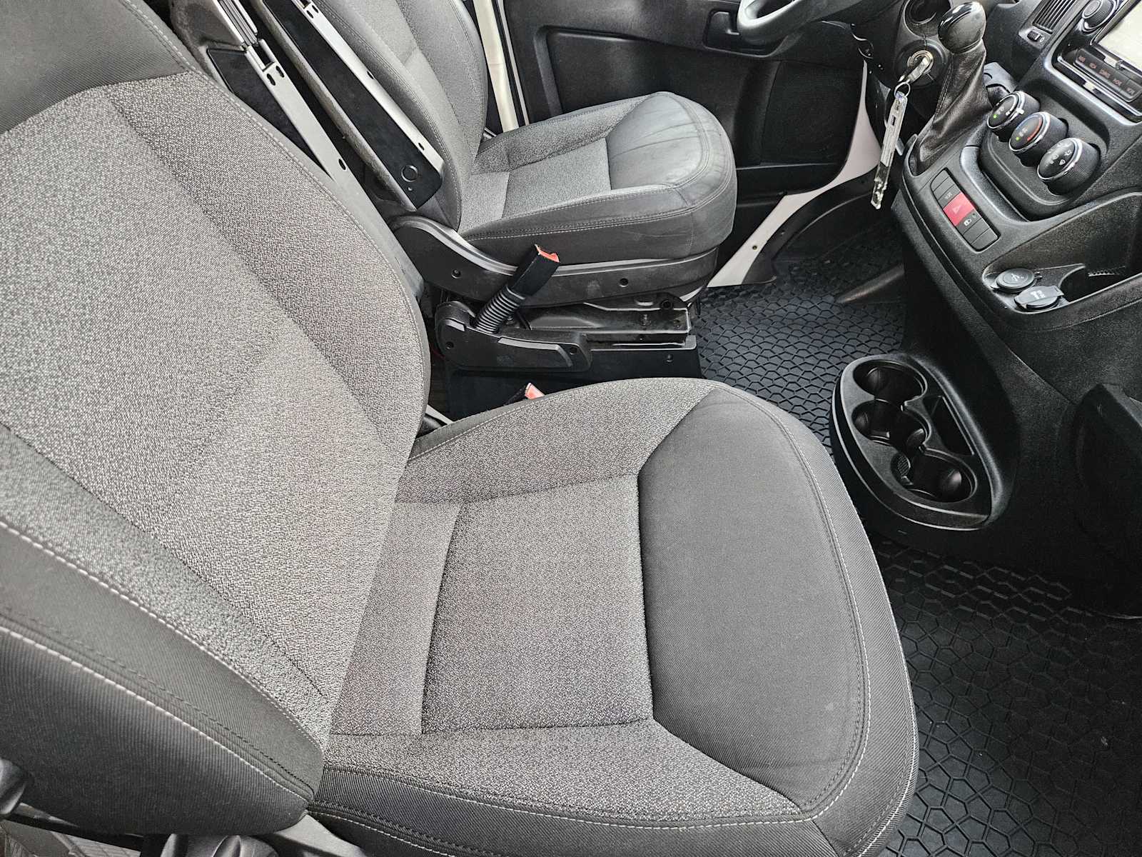 Thumbnail: 2017 RAM ProMaster - 16