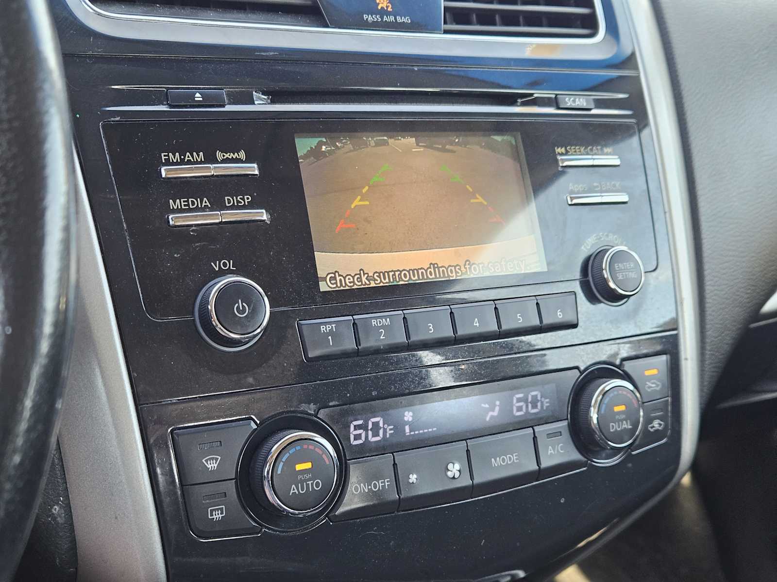 Thumbnail: 2014 Nissan Altima - 18