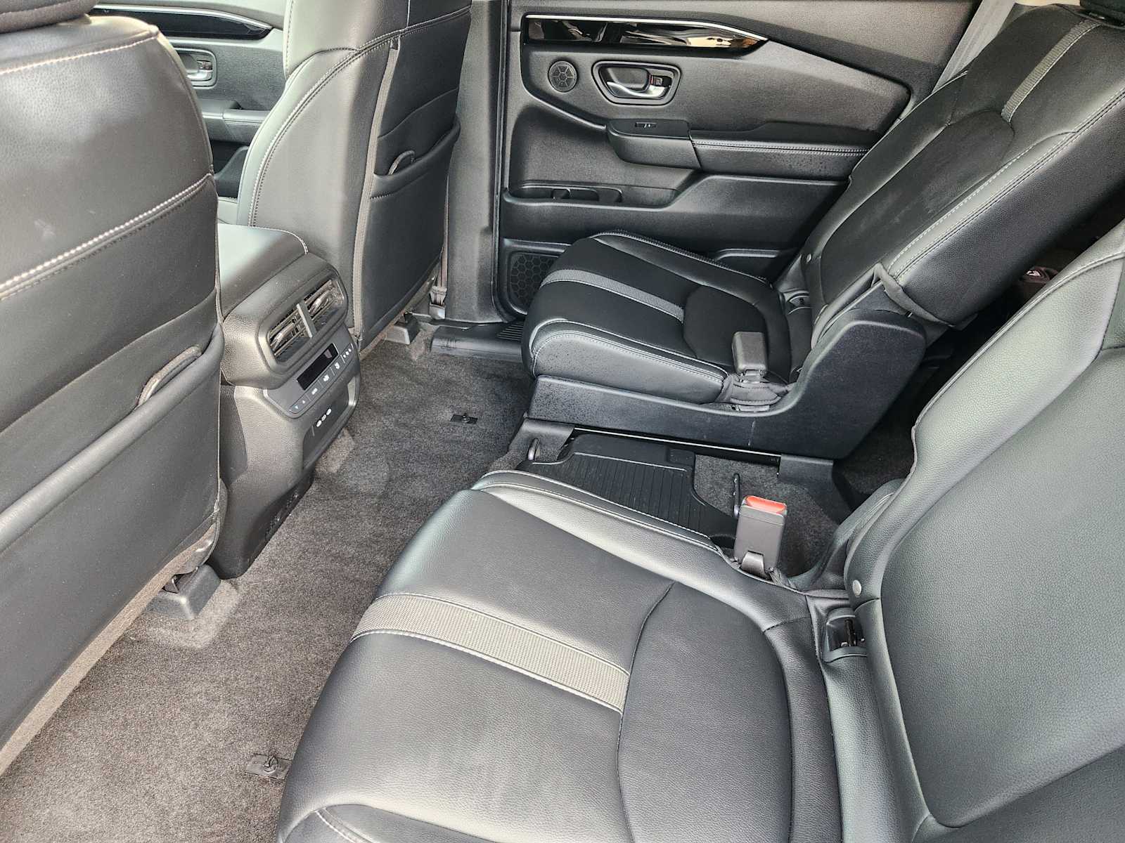 Thumbnail: 2024 Honda Pilot - 31