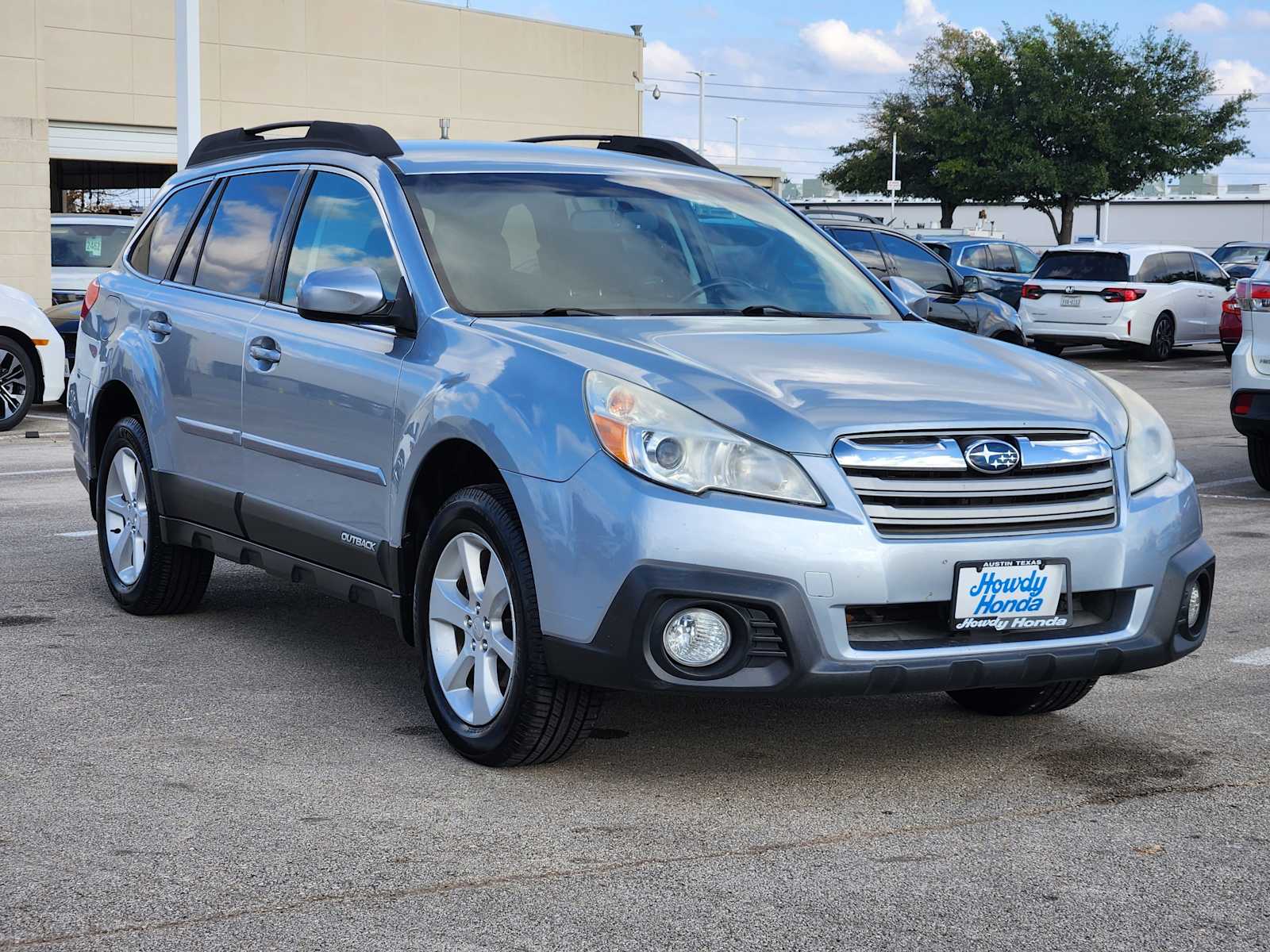 Thumbnail: 2013 Subaru Outback - 3