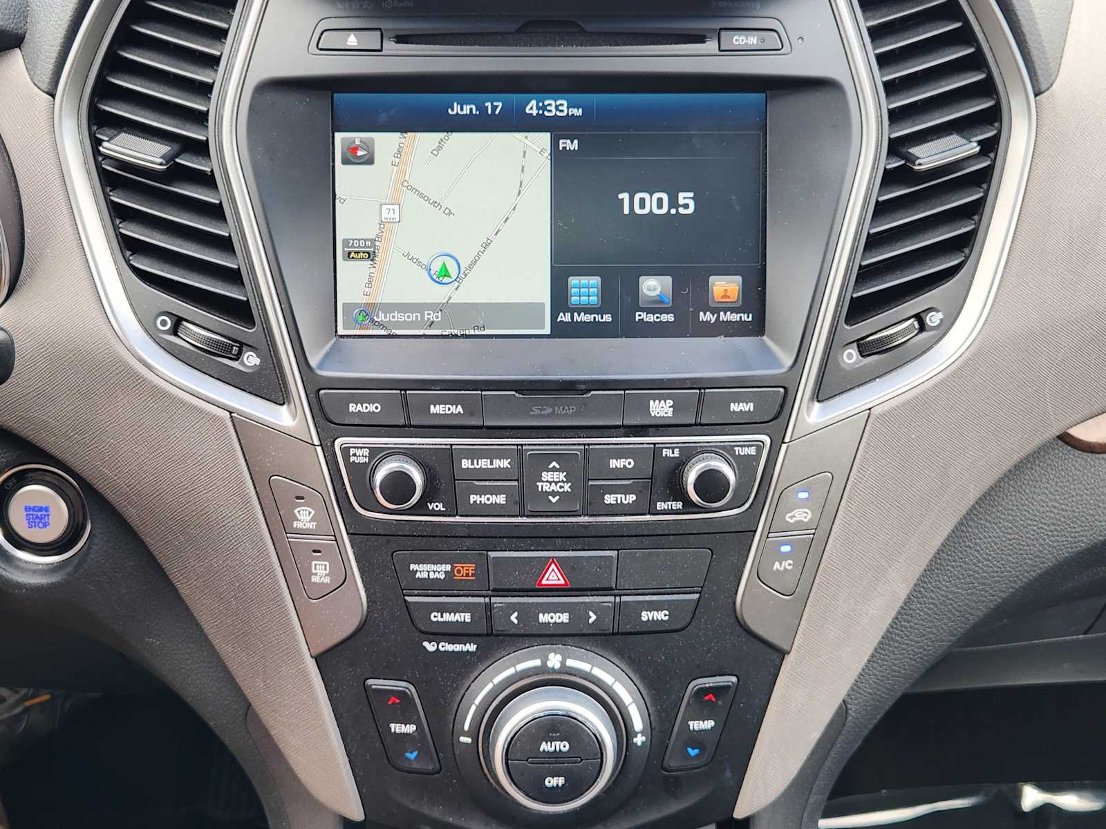 Thumbnail: 2018 Hyundai Santa Fe - 16