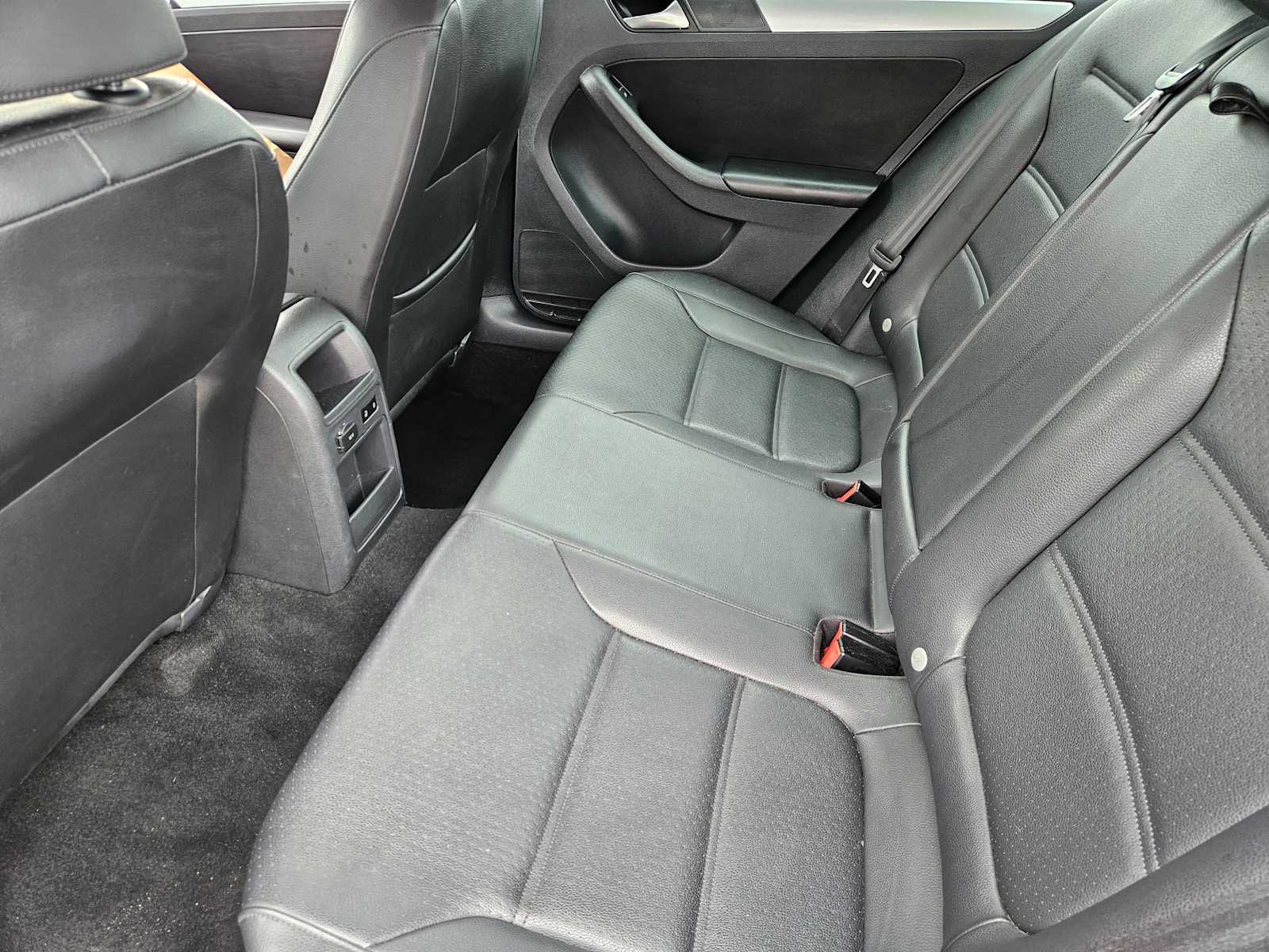 Thumbnail: 2014 Volkswagen Jetta - 26