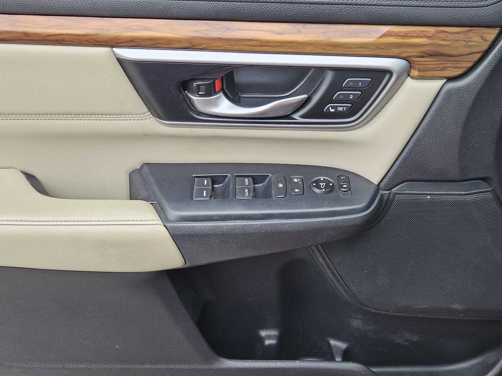 Thumbnail: 2019 Honda CR-V - 21