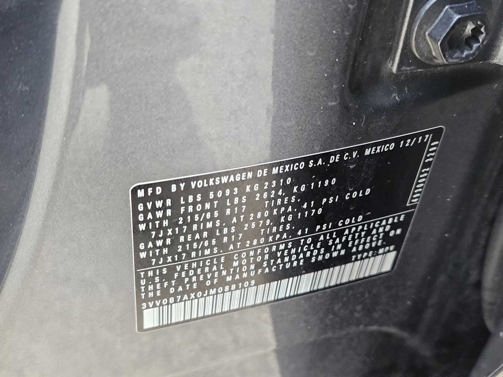 Thumbnail: 2018 Volkswagen Tiguan - 31