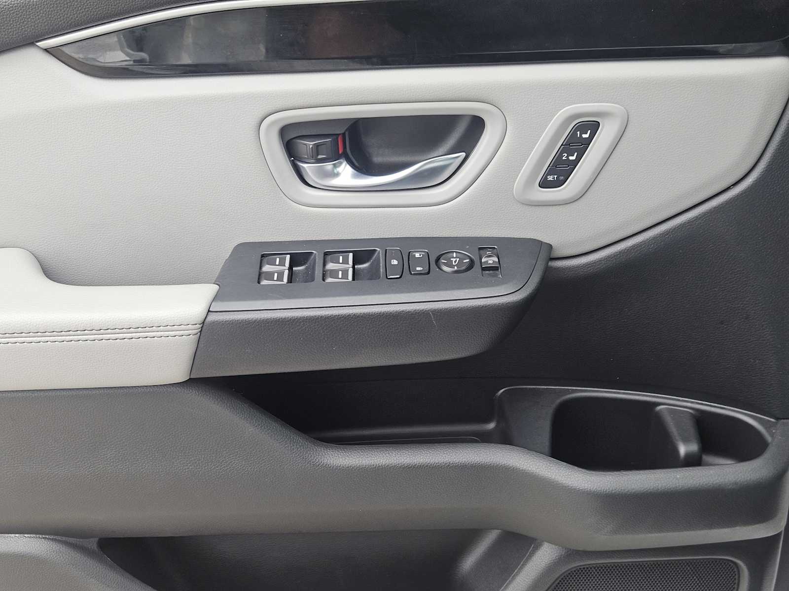 2023 Honda Pilot Touring 22