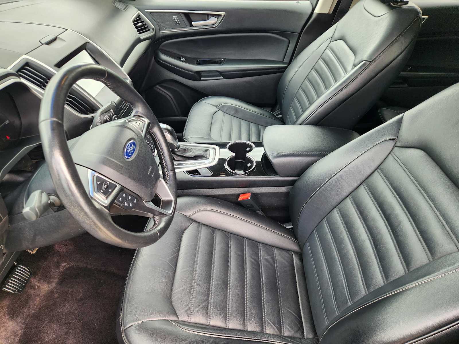 Thumbnail: 2016 Ford Edge - 13